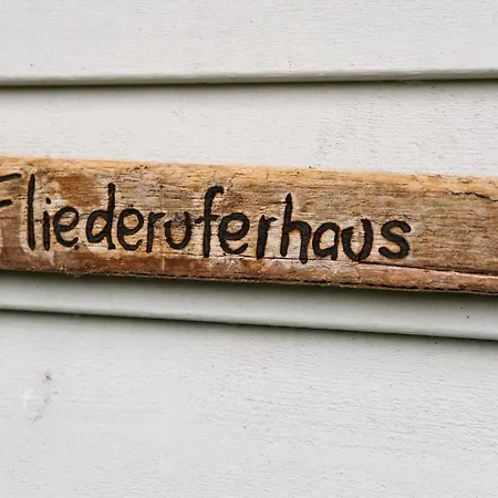 Fliederuferhaus
